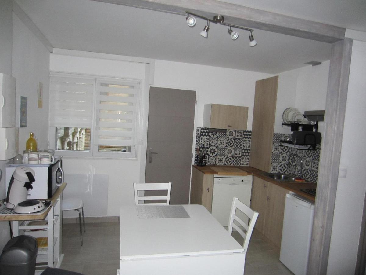 Studio Hyper Centre Avec Terrasse A 1 Rue De La Plage Et2 Apartment Dieppe Luaran gambar